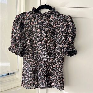 Floral Ruffle Sleeve Top - Black
